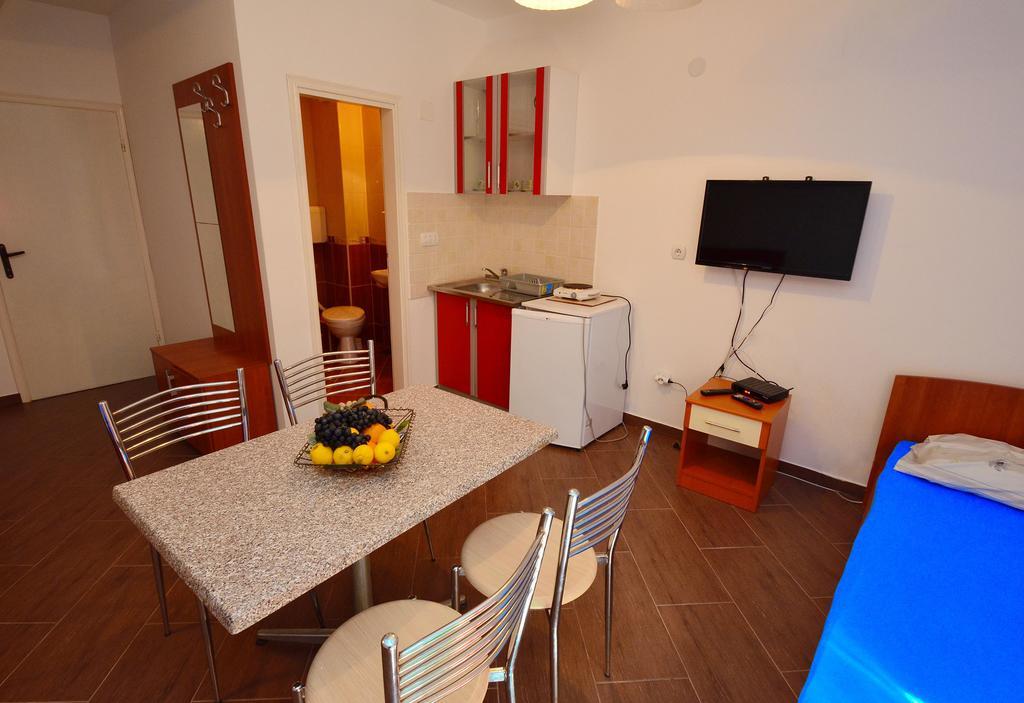 Apartments Scorpio Kotor Extérieur photo